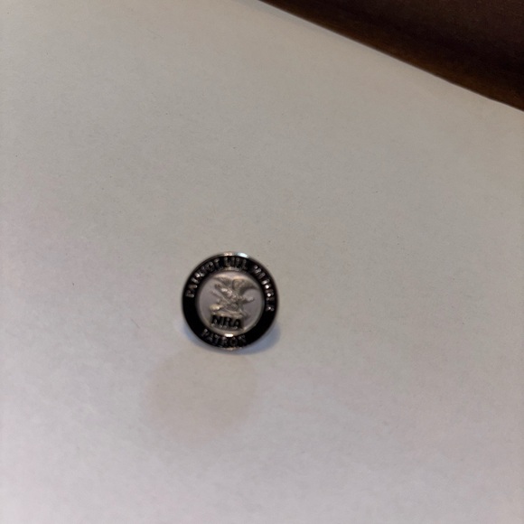 NRA National Rifle Association Patriot life Member Hat Lapel Tie Tack Pin - Picture 5 of 5